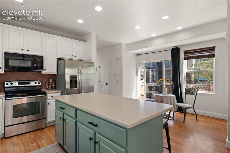 2475 St Paul Dr, Colorado Springs, CO 80910
