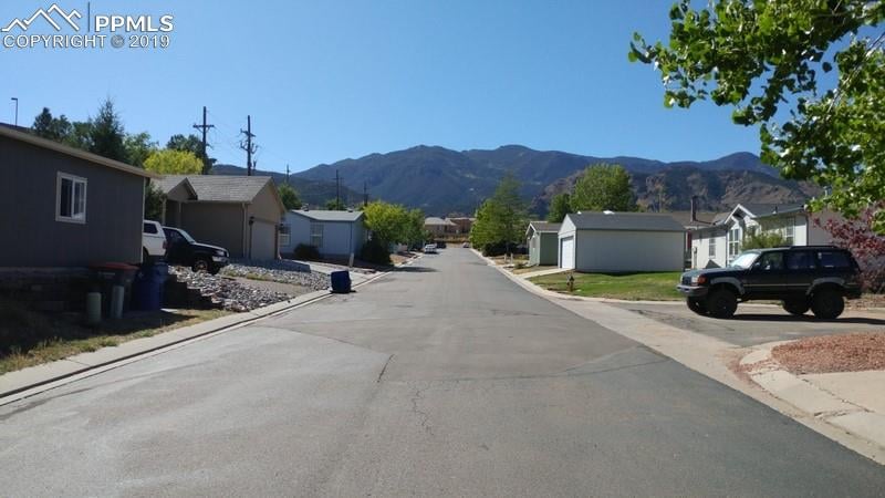2475 Wheaton Dr, Colorado Springs, CO 80904