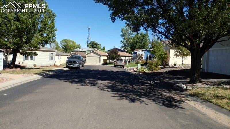 2475 Wheaton Dr, Colorado Springs, CO 80904