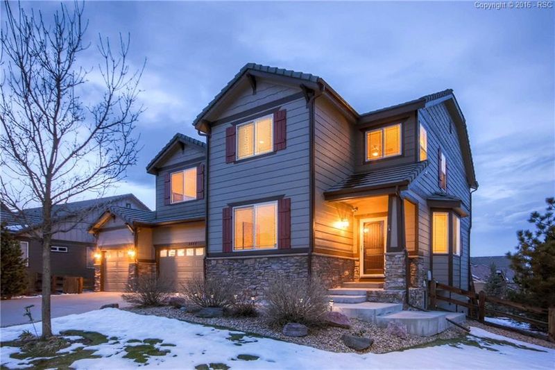 2477 Broadleaf Loop, Castle Rock, CO 80109