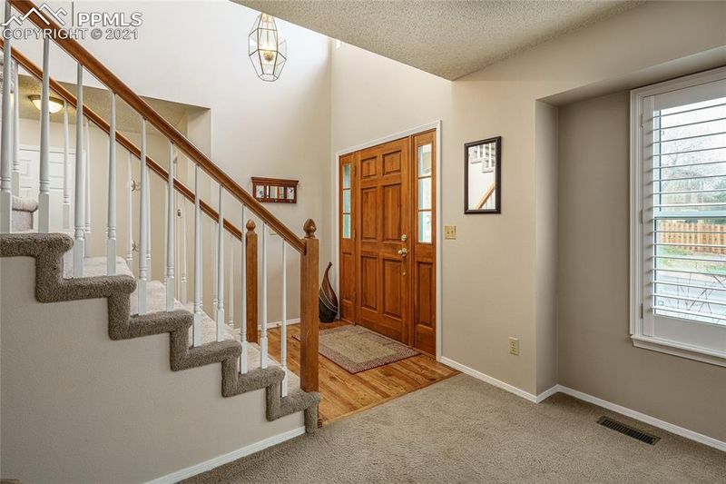 2479 Stoneridge Dr, Colorado Springs, CO 80919