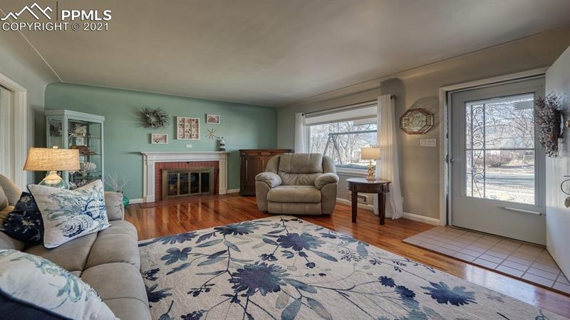 2483 Yorktown Rd, Colorado Springs, CO 80907