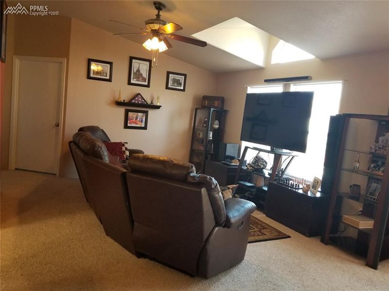 2485 Wheaton Dr, Colorado Springs, CO 80904