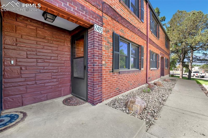2493 Paseo Rd, Colorado Springs, CO 80907