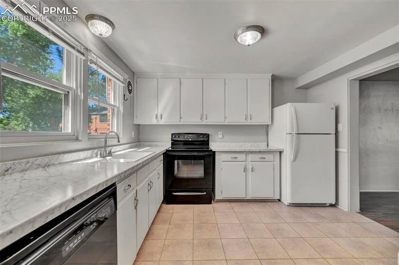2493 Paseo Rd, Colorado Springs, CO 80907