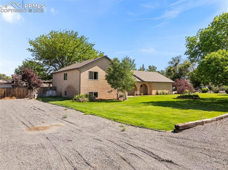 24951 Everett Rd, Pueblo, CO 81006