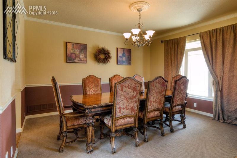 2496 Willow Glen Dr, Colorado Springs, CO 80920