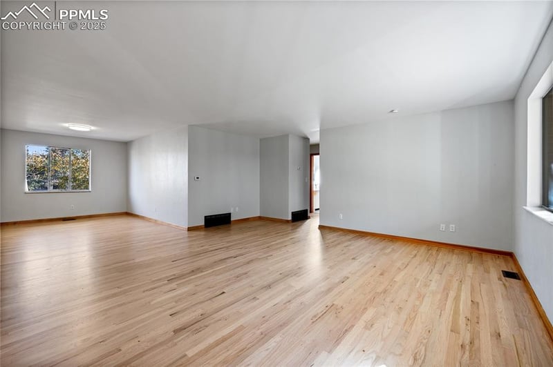 25 High St, Palmer Lake, CO 80133