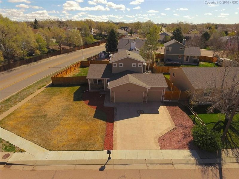 250 Pucket Cir, Colorado Springs, CO 80911