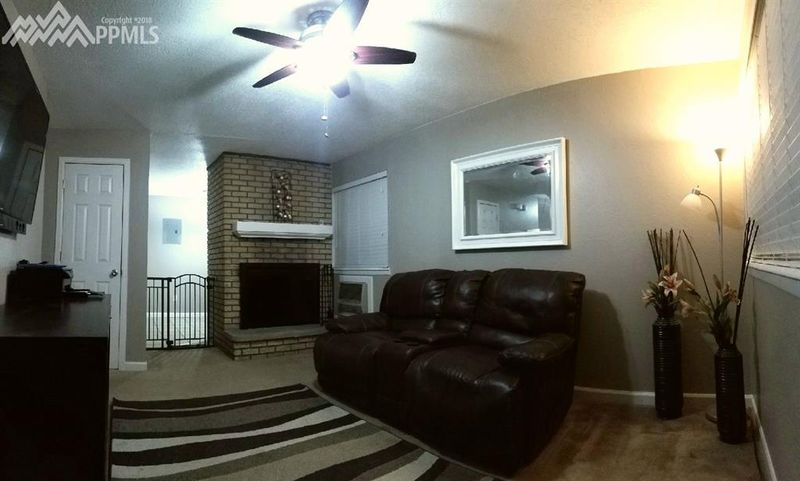 2502 Chimayo Dr, Colorado Springs, CO 80911
