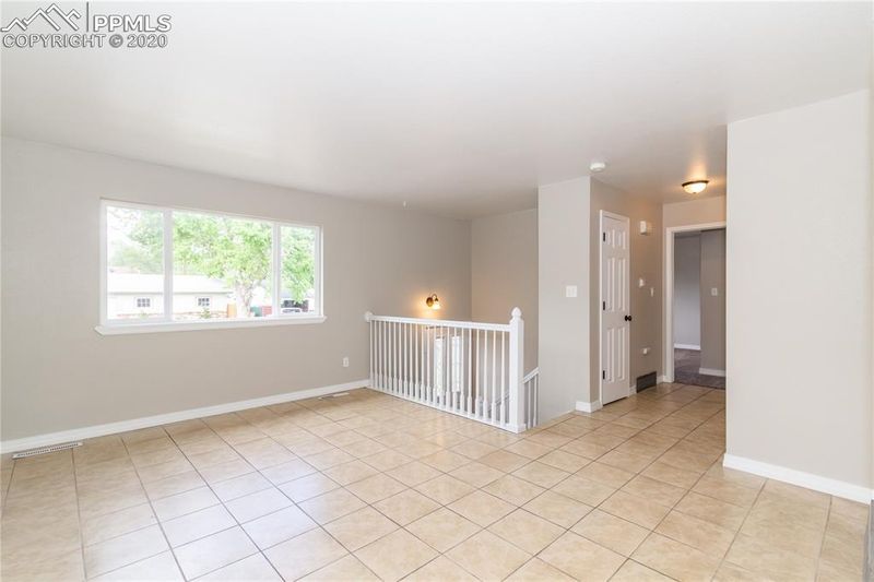 2502 Ember Dr, Colorado Springs, CO 80910