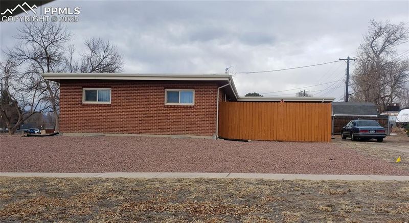 2503 N Logan Ave, Colorado Springs, CO 80907