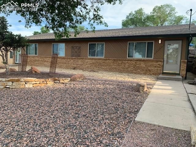 2509 Hayes St #A-B, Colorado Springs, CO 80904