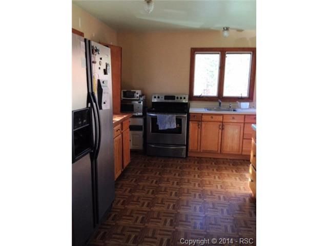251 Walnut Ave, Palmer Lake, CO 80133