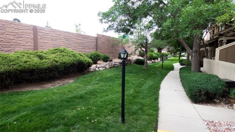 2510 Hatch Cir, Colorado Springs, CO 80918
