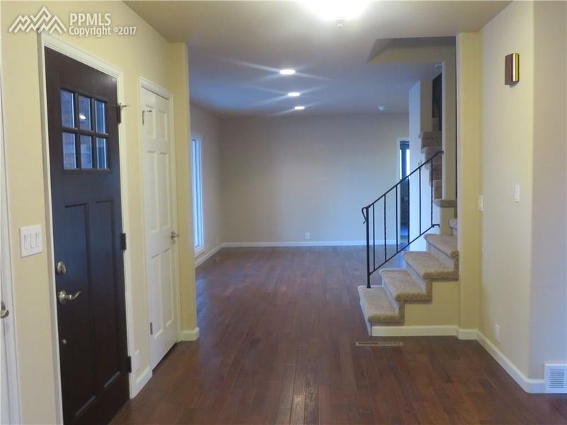 2511 Avondale Dr, Colorado Springs, CO 80917