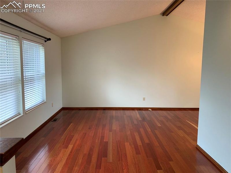 2511 Legend Dr, Colorado Springs, CO 80920