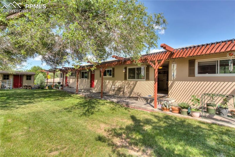 2511 W Uintah St, Colorado Springs, CO 80904