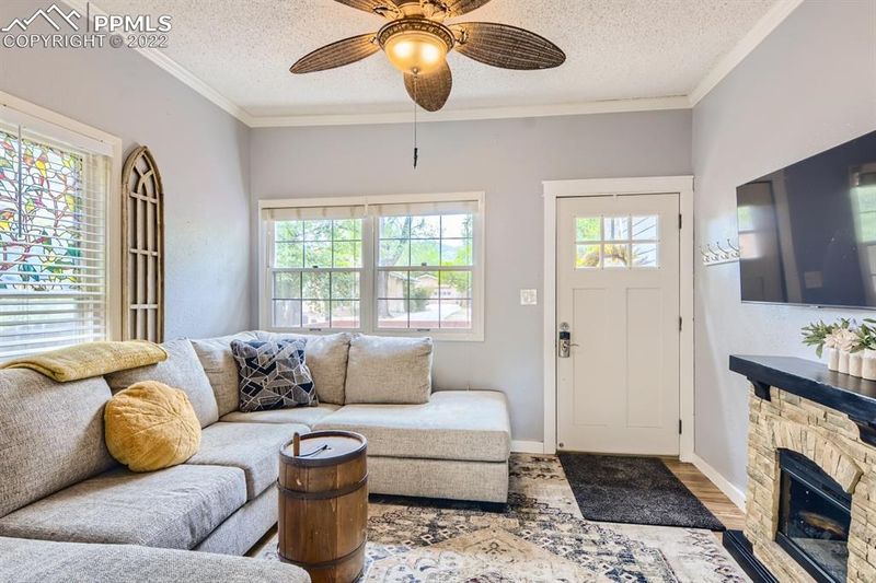 2514 Robinson St, Colorado Springs, CO 80904