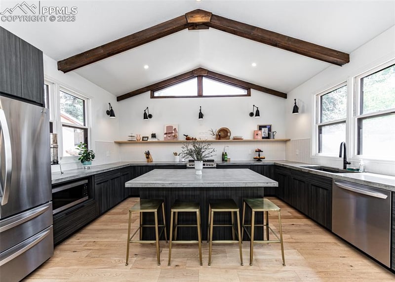 2515 N Chelton Rd, Colorado Springs, CO 80909