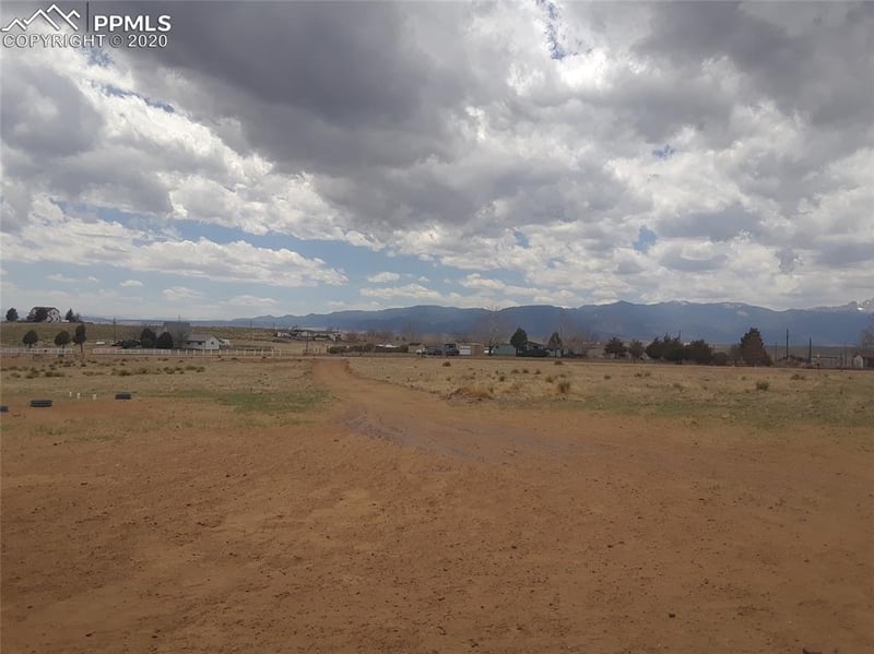 2515 S Meridian Rd, Colorado Springs, CO 80929