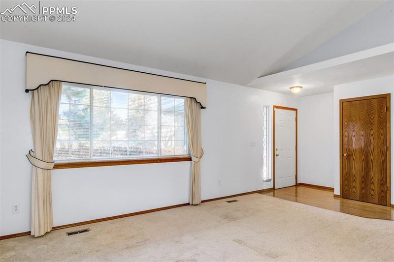 2515 Seright Ct, Colorado Springs, CO 80915
