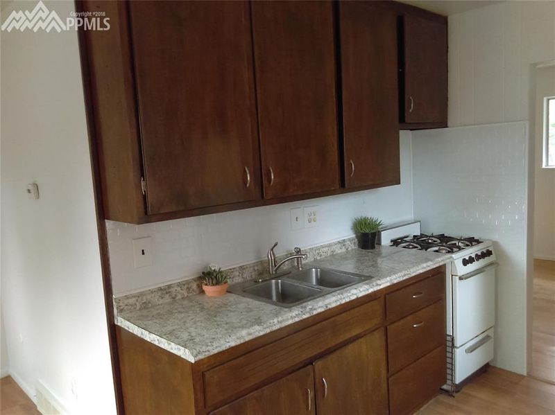 2515 W Willamette Ave, Colorado Springs, CO 80904