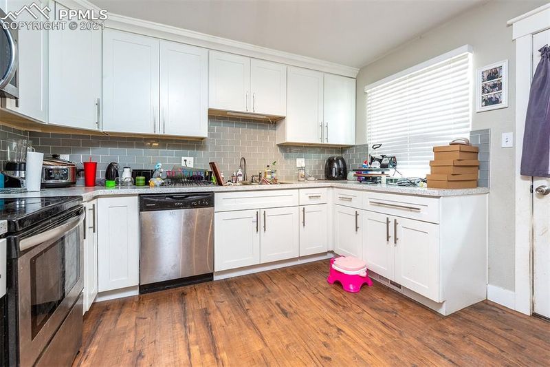 2517 Chimayo Dr, Colorado Springs, CO 80911