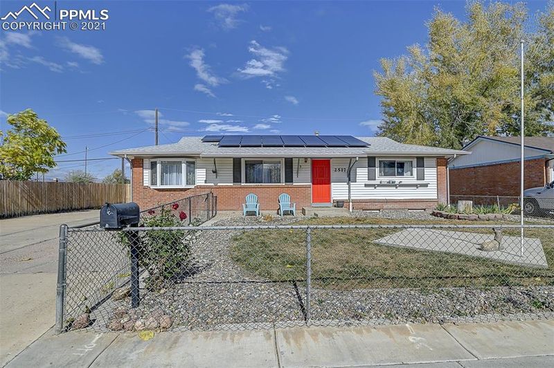 2517 Ivanhoe Dr, Colorado Springs, CO 80911