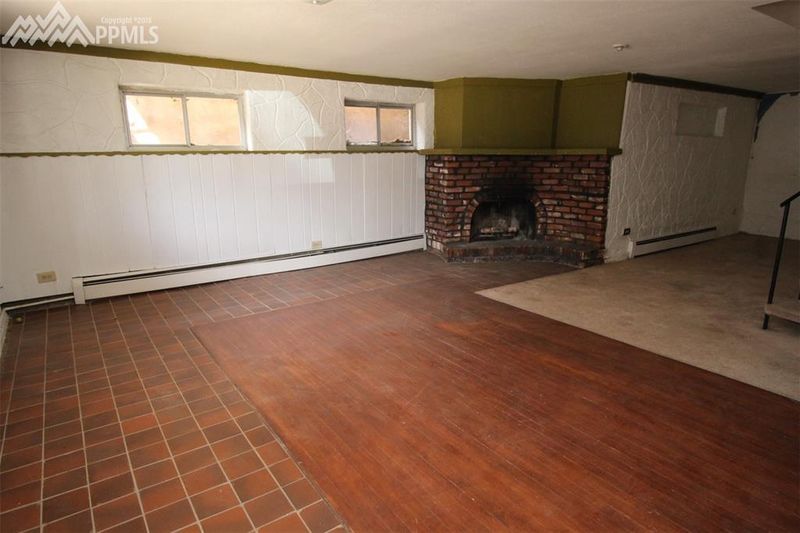 2518 W Bijou St, Colorado Springs, CO 80904