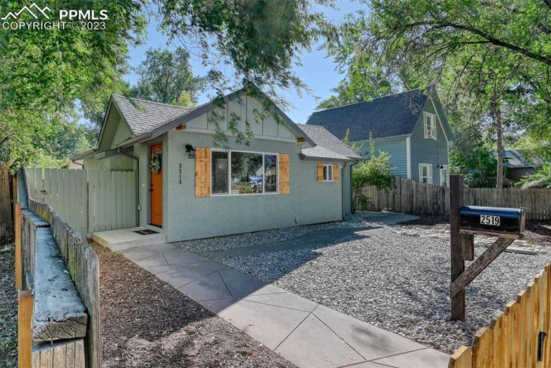 2519 Main St, Colorado Springs, CO 80907