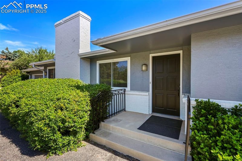 2520 Hill Cir, Colorado Springs, CO 80904