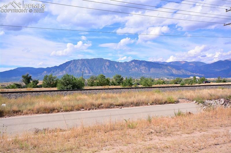 2522 Chimayo Dr, Colorado Springs, CO 80911