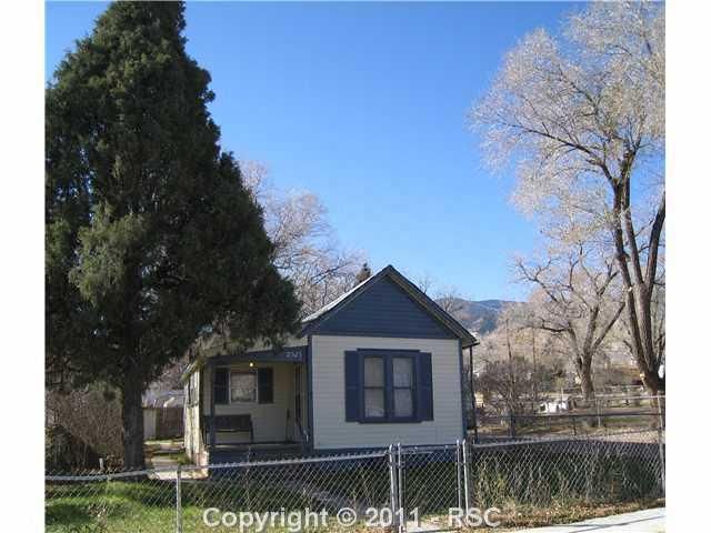 2523 Bott Ave, Colorado Springs, CO 80904