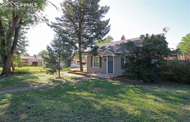 2524 E Willamette Ave, Colorado Springs, CO 80909