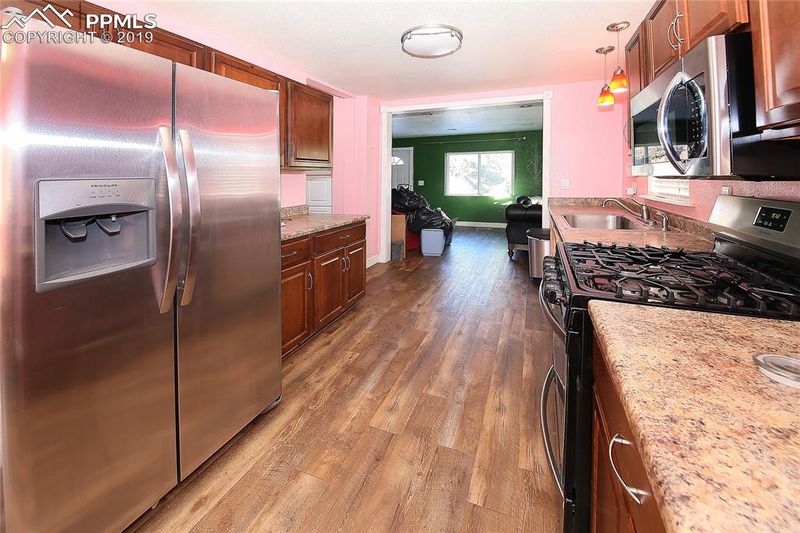 2525 E Monument St, Colorado Springs, CO 80909