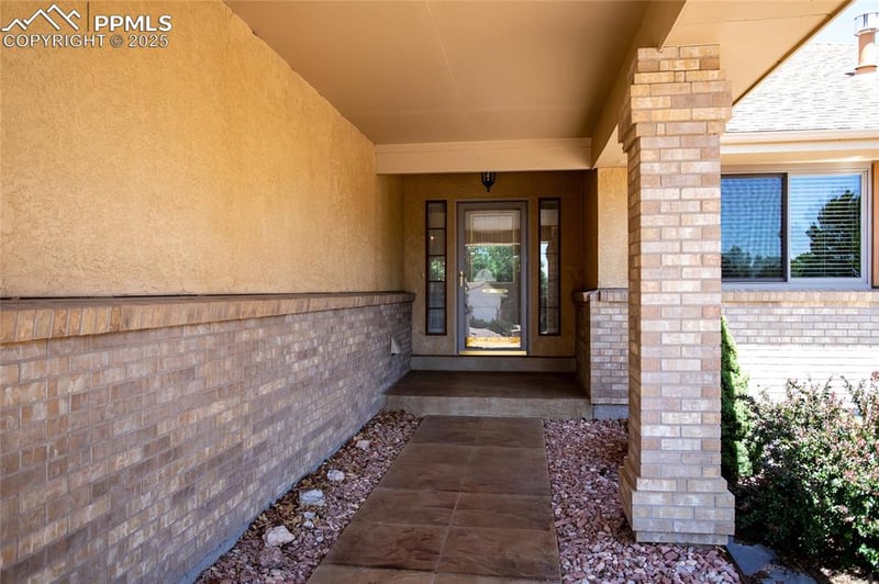 2525 Seright Ct, Colorado Springs, CO 80915