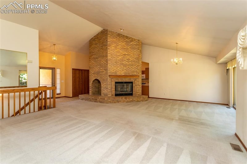 2525 Seright Ct, Colorado Springs, CO 80915
