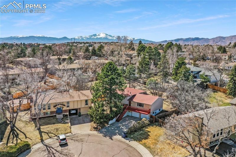 2527 Garden Way, Colorado Springs, CO 80918