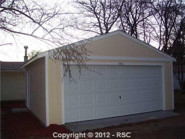 2527 Meadowlark Ln, Colorado Springs, CO 80909