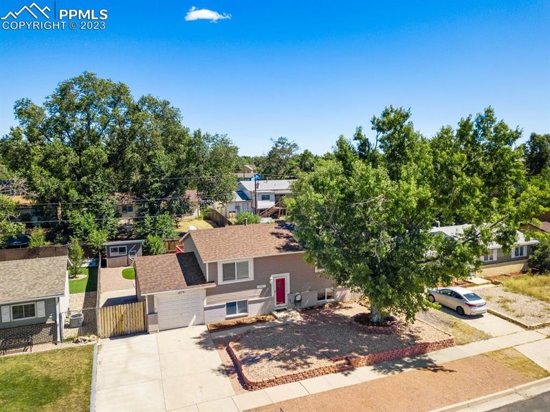 2527 Monterey Rd, Colorado Springs, CO 80910