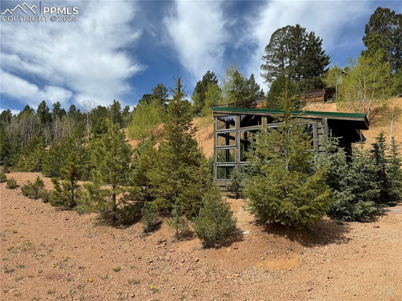 253 Anderson Rd, Florissant, CO 80816