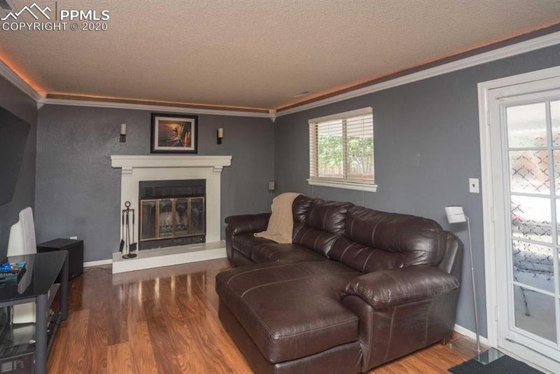 2530 Ogden Pl, Colorado Springs, CO 80916
