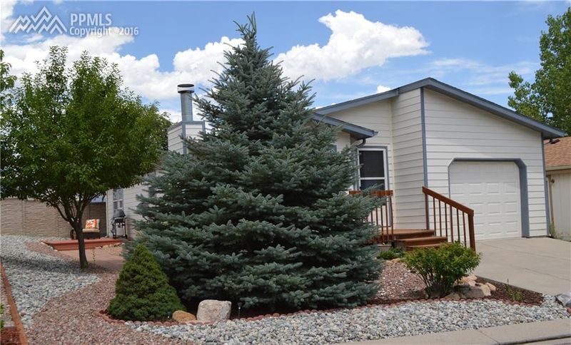 2530 Wheaton Dr, Colorado Springs, CO 80904
