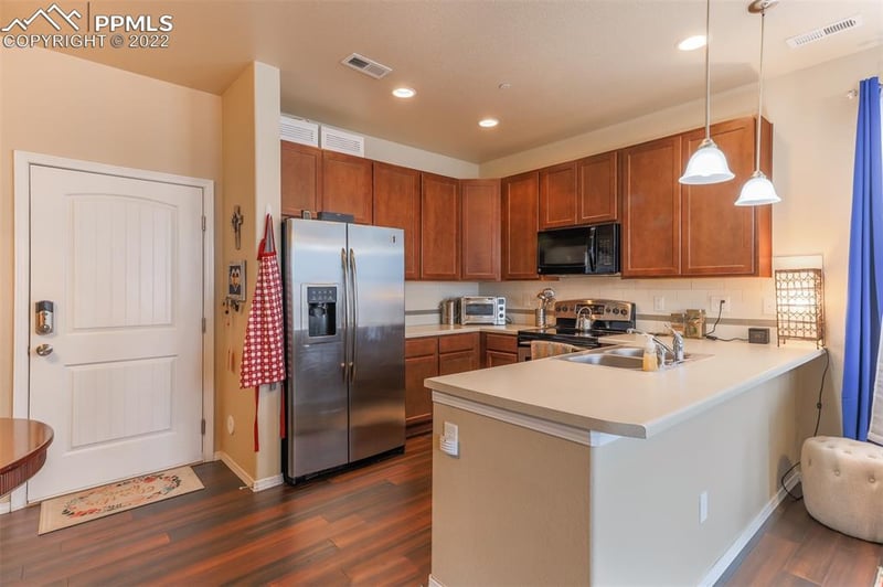 2534 Shannara Grv, Colorado Springs, CO 80951