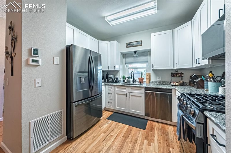 2535 Charlottesville Dr, Colorado Springs, CO 80922