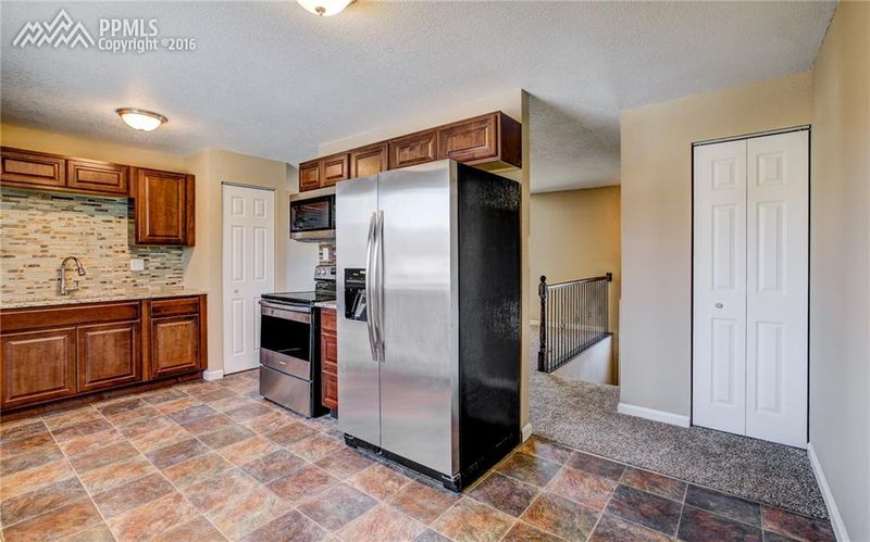 2540 Barkman Dr, Colorado Springs, CO 80916