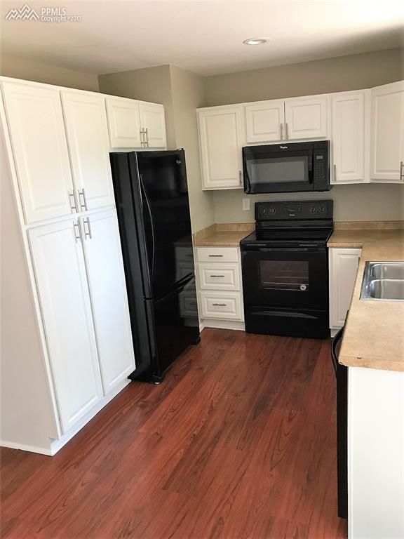 2540 Gina Dr, Colorado Springs, CO 80916