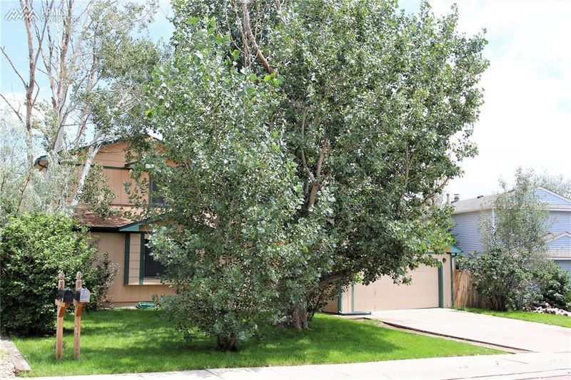 2540 Piros Dr, Colorado Springs, CO 80915