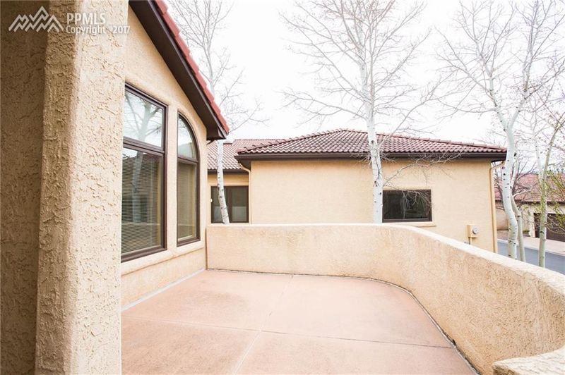 2545 Paseo Verde Dr, Colorado Springs, CO 80904